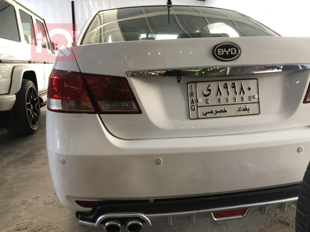 بی وای دی F3